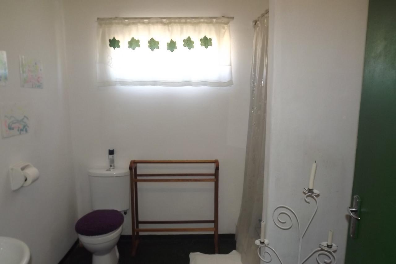 Verbe Farm Accommodation Kamieskroon Esterno foto